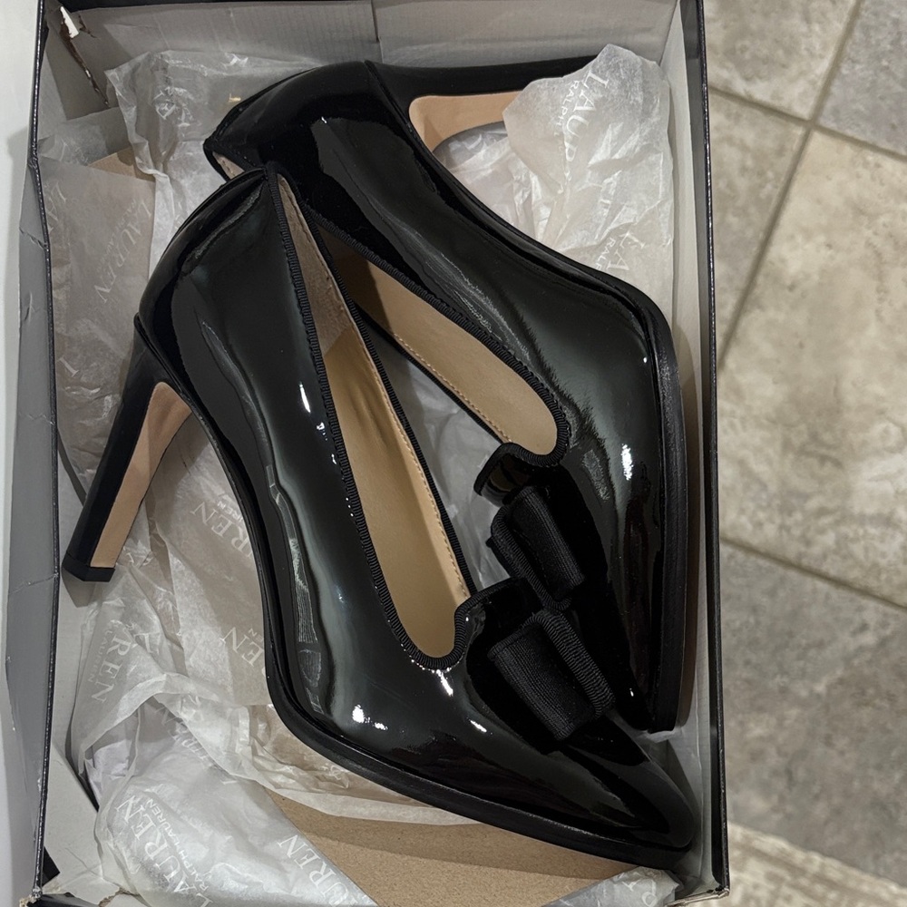 Ralph Lauren Black Patent Leather Heels